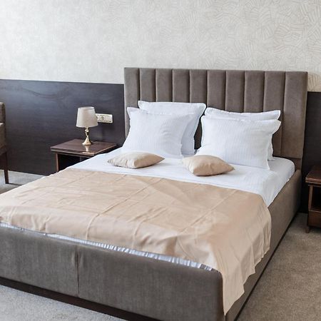 Hotel Neptun วีดิน ภายนอก รูปภาพ