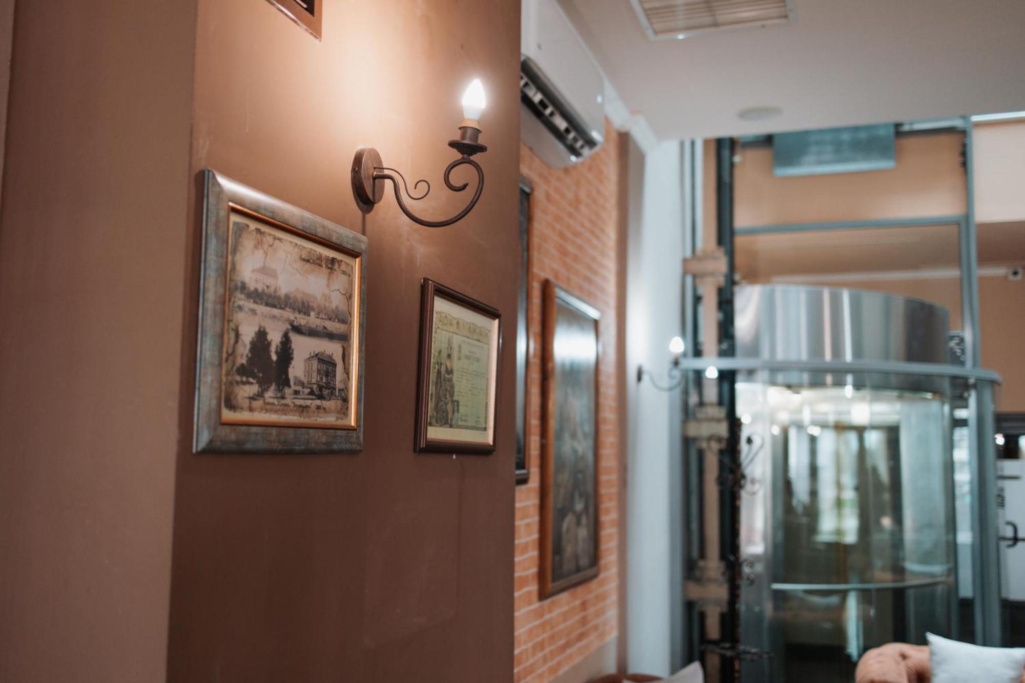 Hotel Neptun วีดิน ภายนอก รูปภาพ