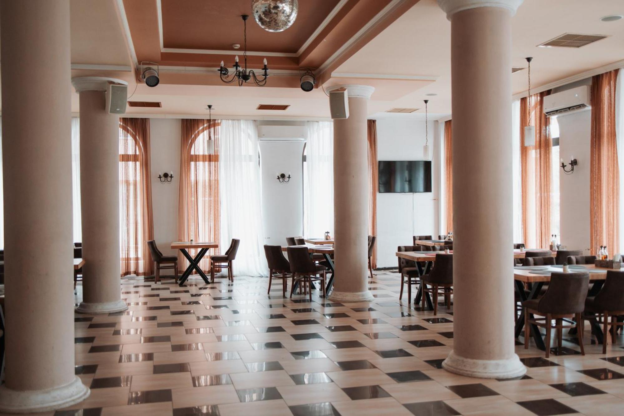 Hotel Neptun วีดิน ภายนอก รูปภาพ