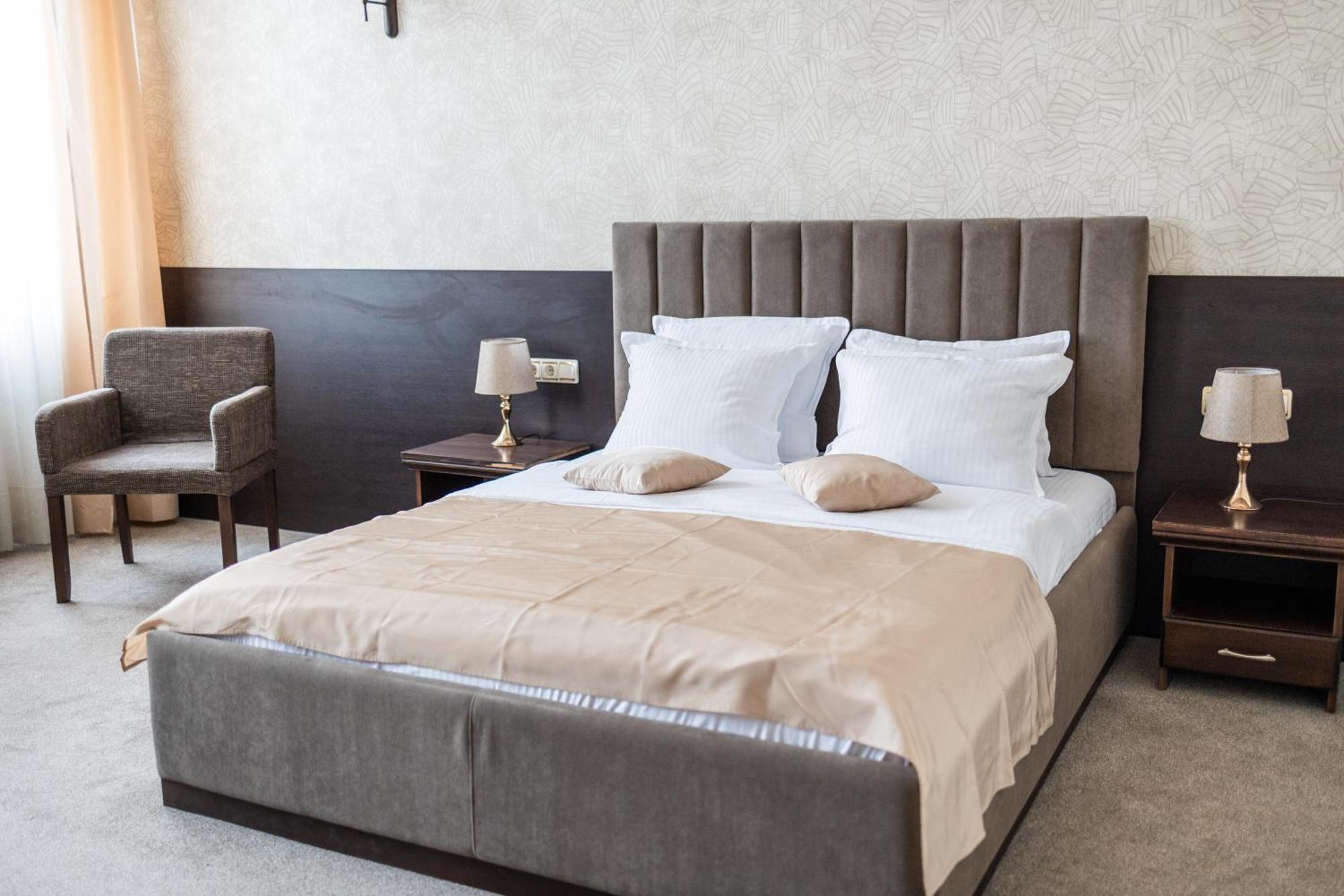 Hotel Neptun วีดิน ภายนอก รูปภาพ
