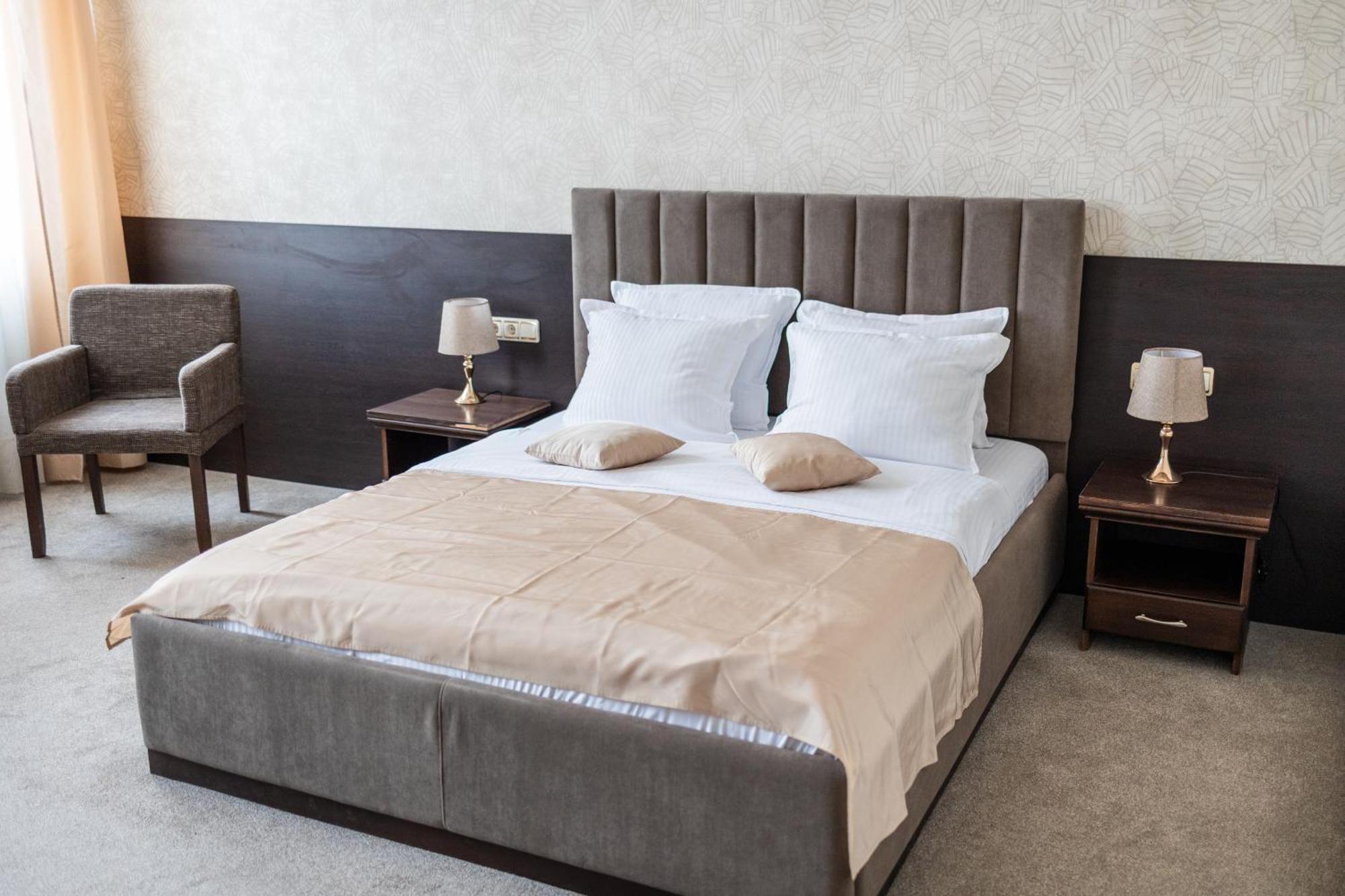 Hotel Neptun วีดิน ภายนอก รูปภาพ