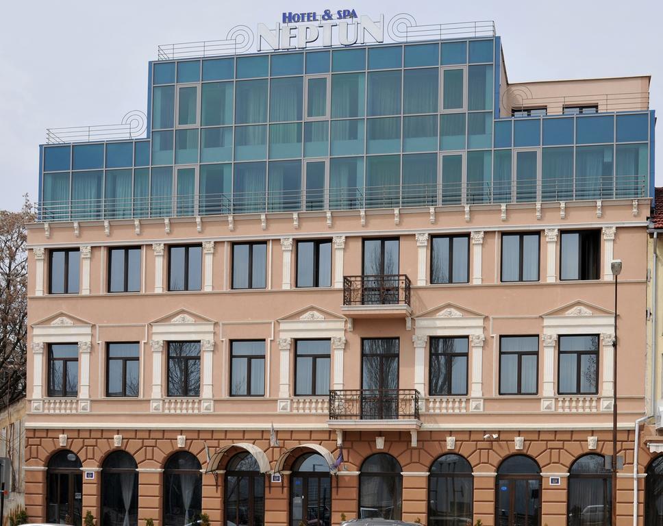 Hotel Neptun วีดิน ภายนอก รูปภาพ